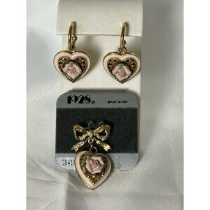 Lovely 1928 Genuine Porcelain Brooch & Post Earrings